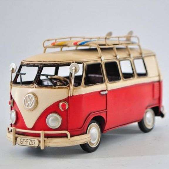 1966 Volkswagen Deluxe Mini Bus