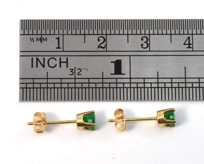 Lively 4mm Emerald Stud Earrings