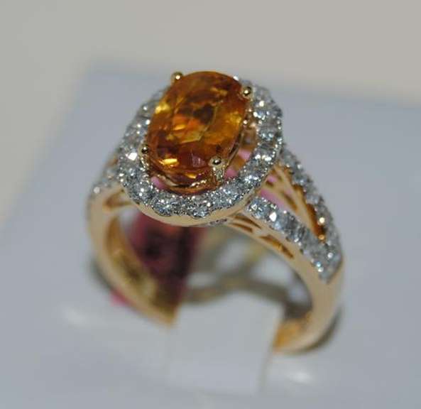 Glowing Sapphire and Diamond 18kt Ring