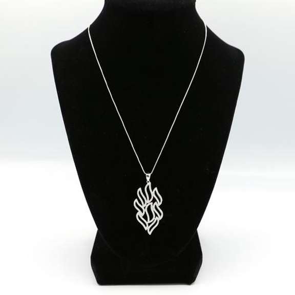 Glittering Sterling Silver Pendant Necklace