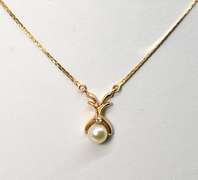 Sweet 14k Pearl Necklace