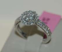 Charming Diamond Ring in 14kt Gold