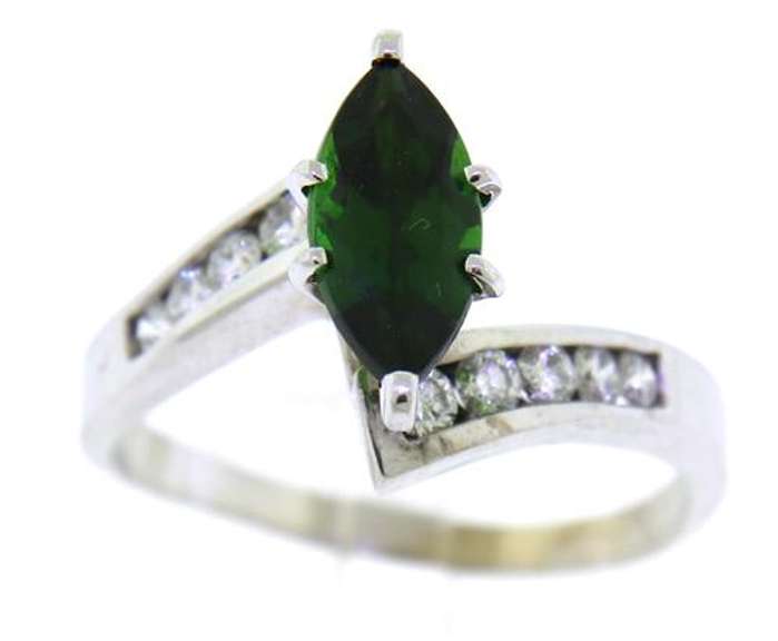 Romantic Marquise Chrome Diopside & Diamond Ring