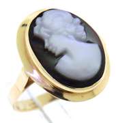 Simple Yellow Gold Mop Cameo Ring