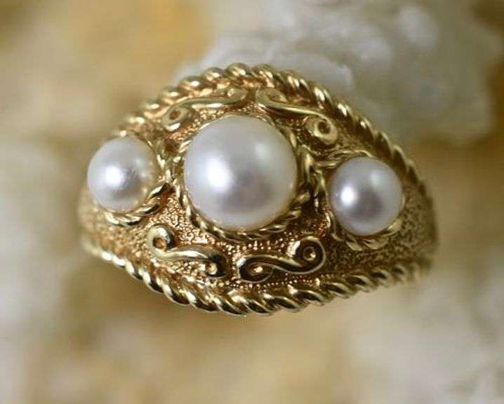 Byzantine-Inspired 14K Pearl Ring