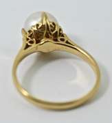 Always Popular 18K Pearl Ring