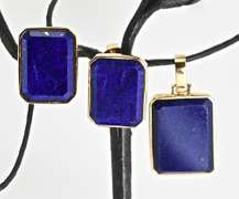 Gorgeous and Vibrant 18K Lapis Pendant and Earrings Set