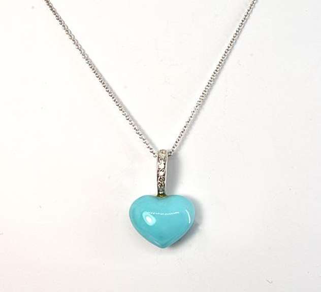 Attractive Turquoise Heart Pendant