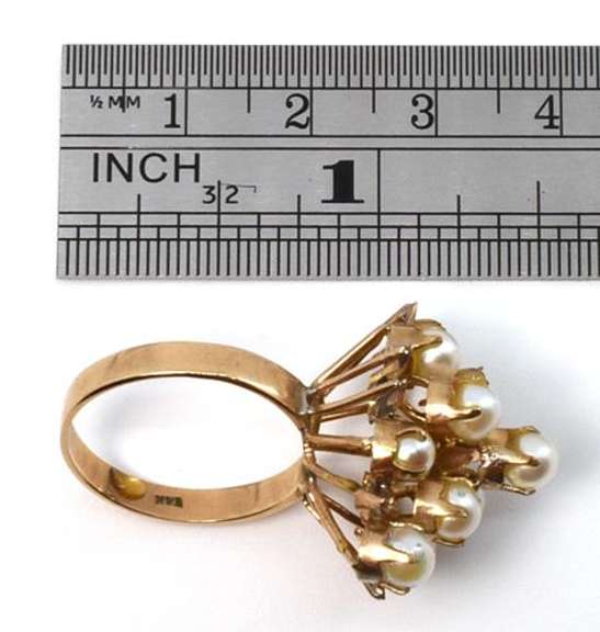 Unique Pearl Cluster Ring