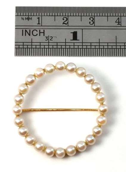 Classic 14k Pearl Circle Brooch