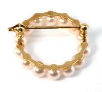 Lustrous Small Vintage Pearl Circle Brooch