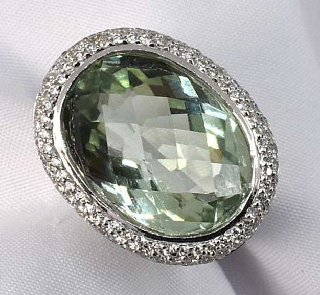 Enticing Green Quartz & Diamond Ring in 14K WG