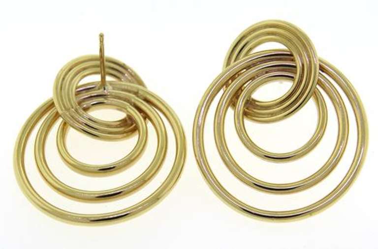 Gorgeous 14kt YG Interlocking Circle Earrings
