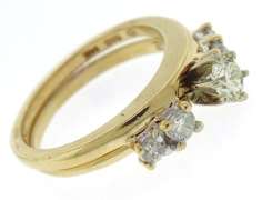 Elegant 14kt YG Round Diamond Engagement Ring with Diamond Band