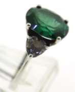 Vintage Sterling Silver Green Gem  Stone Ring