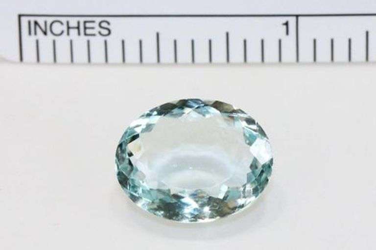 Large Luscious Natural Aqumaraine - 5.26 cts.