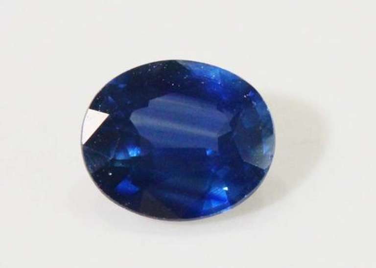 Tempting Natural Sapphire - 1.70 cts.