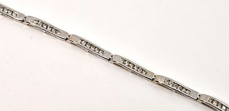 Demure White Gold Diamond Bracelet