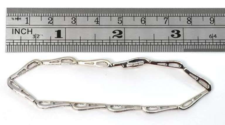 Demure White Gold Diamond Bracelet