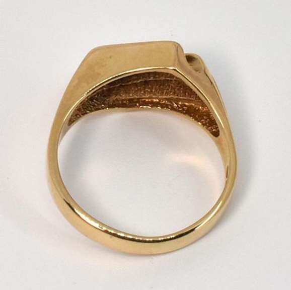 Sweet Grooved Diamond Ring