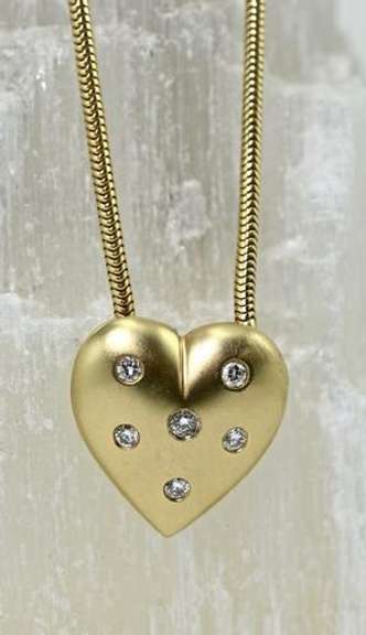 Stunning Contemporary Diamond Heart 14K Necklace