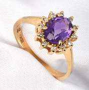 Traditional Oval Amethyst Ring