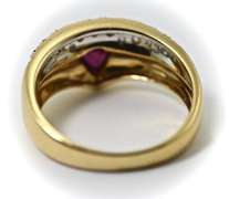 Appealing-to-the-Eye 18K Ruby and Diamond Ring