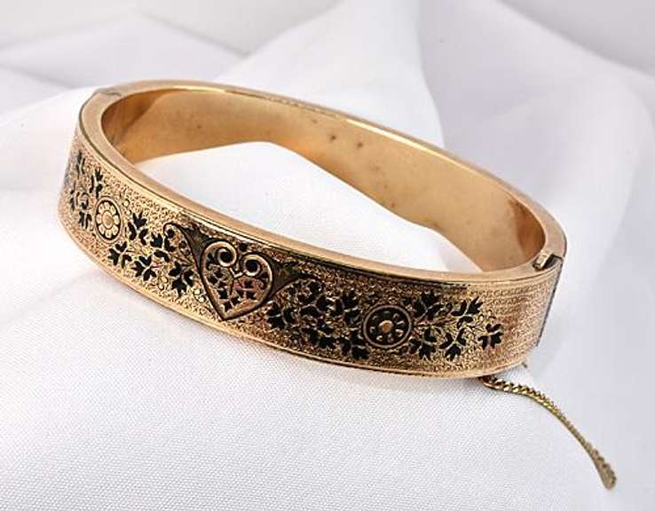 Antique Bangle Bracelet in 10K Yellow Gold