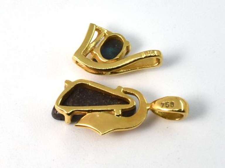 Sweet Pair of Opal Pendants in 18K Yellow Gold