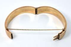 Antique Bangle Bracelet in 10K Yellow Gold