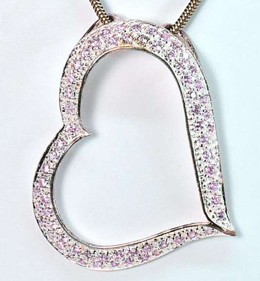 Hanging Heart Pendant in .925 Silver