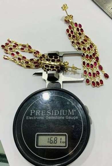 Beautiful 14kt Gold & Ruby Earrings, 30+ Carats!