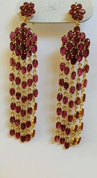 Beautiful 14kt Gold & Ruby Earrings, 30+ Carats!