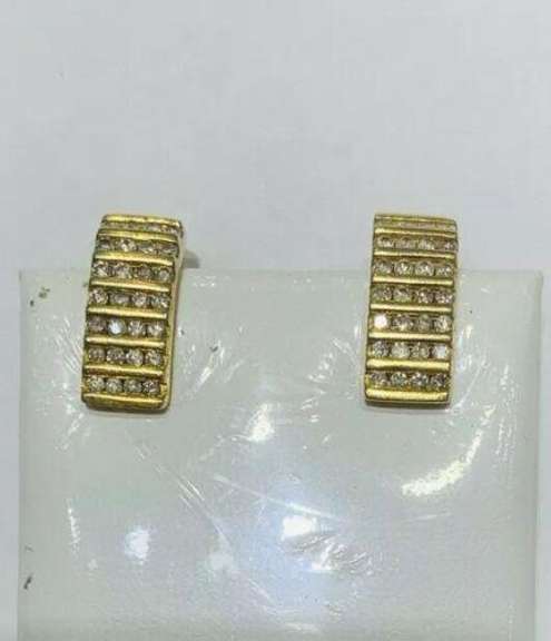 Solid Yellow Gold Diamond Earrings
