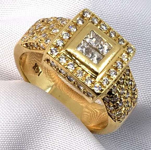 Flashy Modern Diamond Cluster