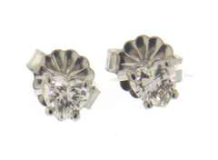 Pretty White Gold Heart Shaped Diamond Stud Earrings