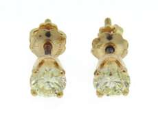 Classic 14kt Yellow Gold Diamond Stud Earrings