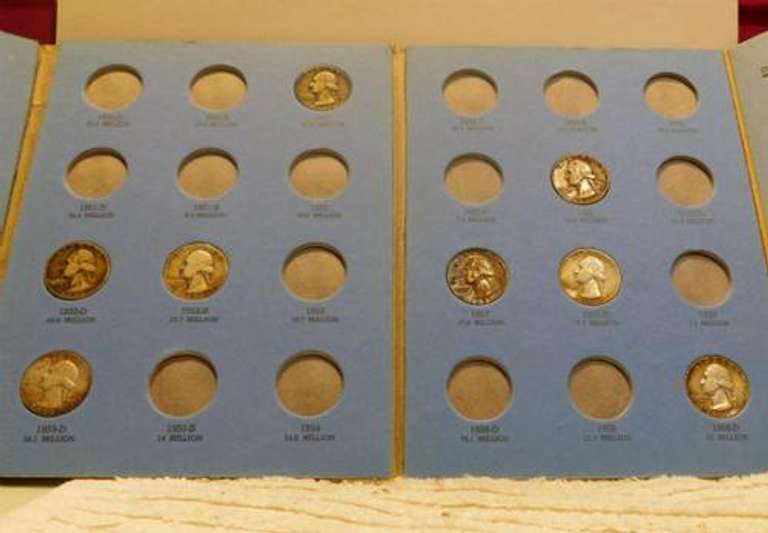 2 books Washington Qtrs partial set, 15 Silver & 17 clad