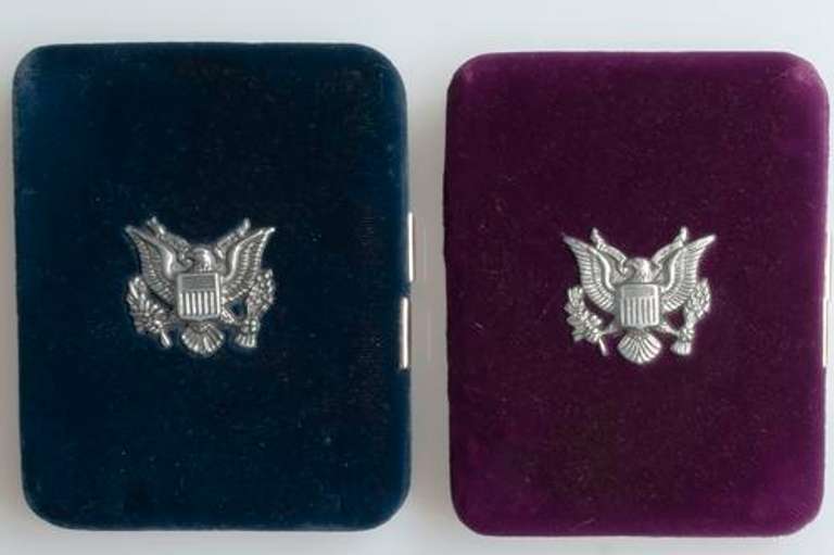 1986 S & 2005 W Proof Silver Eagles with Boxs