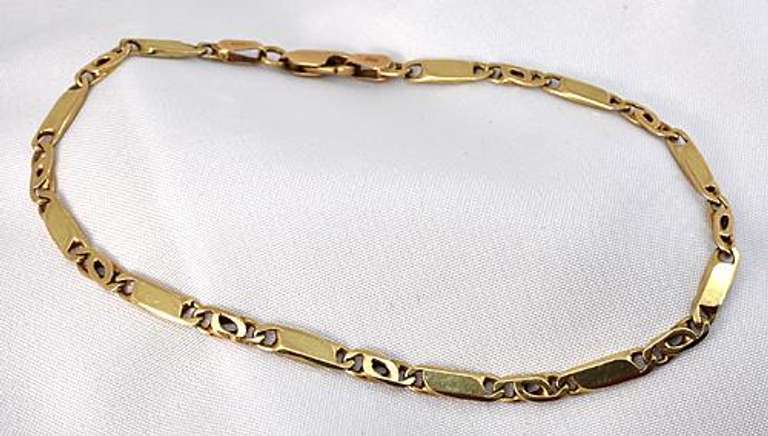 Practical 14k Link Bracelet