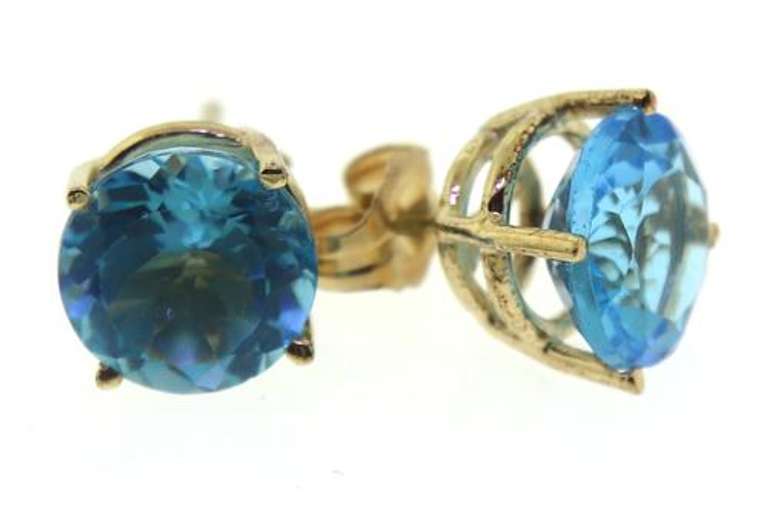 Excellent Yellow Gold Blue Topaz Stud Earrings