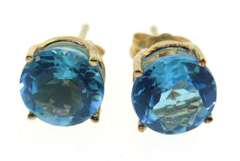 Excellent Yellow Gold Blue Topaz Stud Earrings
