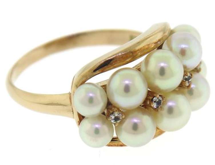 Gorgeous 14kt YG Double Row Pearl with Diamond Accents Ring