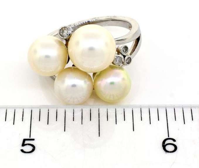 Beautiful Pearl Ring with Diamond Accents in Sterling Silver