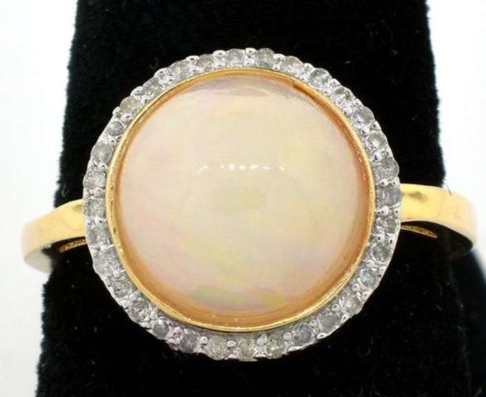 Tasteful Opal & Diamond Ring in Vermeil
