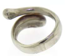Tiffany & Co Elsa Pereti Bypass Ring