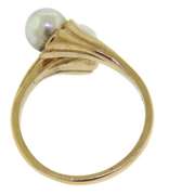 Sophisticated 14kt Yellow Gold Pearl Bypass Ring