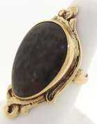 Luxurious Vintage Yellow Gold Oval Cabochon Jasper Ring
