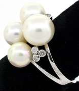 Beautiful Pearl Ring with Diamond Accents in Sterling Silver