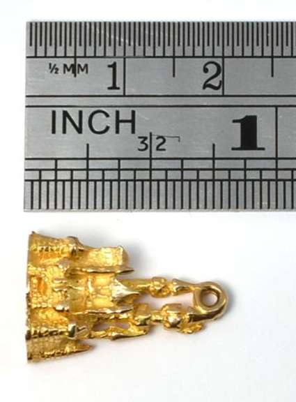 Nice 14k Disneyland Charm